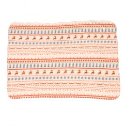 TIAKI Kuscheldecke mit nordischem Wintermuster - Größe S: L 100 x B 70 cm